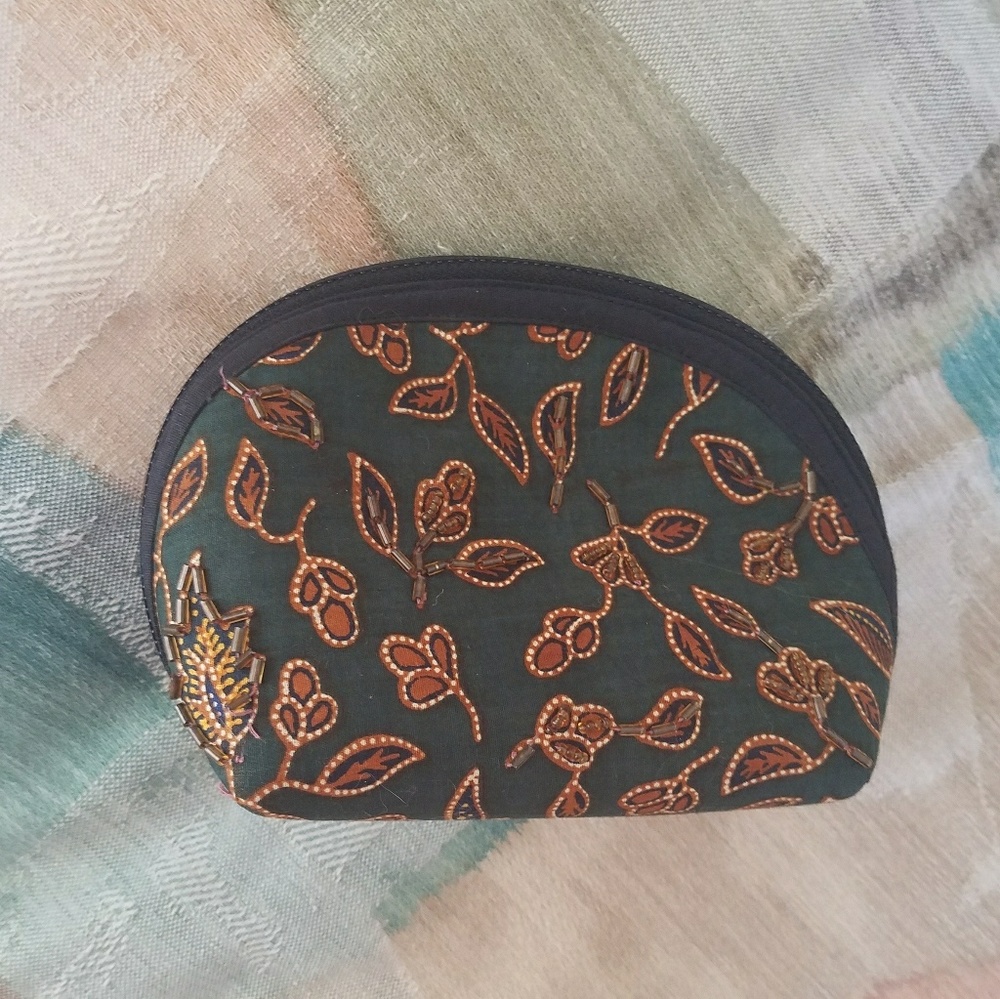 Cute beaded makeup bag